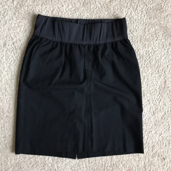 GAP Maternity Dresses & Skirts - Gap Maternity pencil mini skirt for work! GAP Maternity Dresses & Skirts - Gap Maternity pencil mini skirt for work!